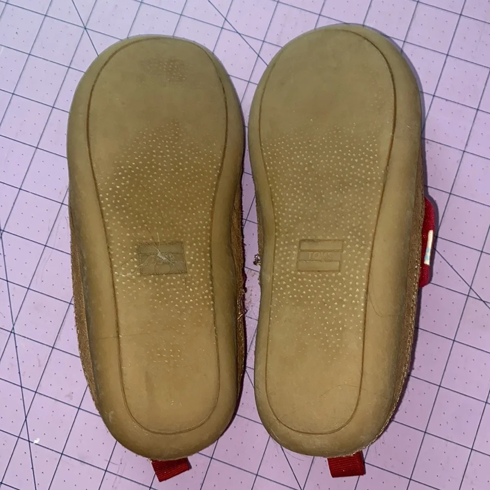 Toms red plaid Velcro close slipper shoes
